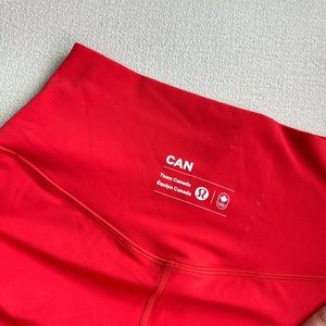 NWT lululemon team Canada align 25” leggings